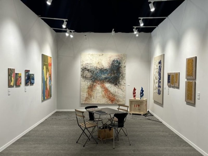 Installation view.