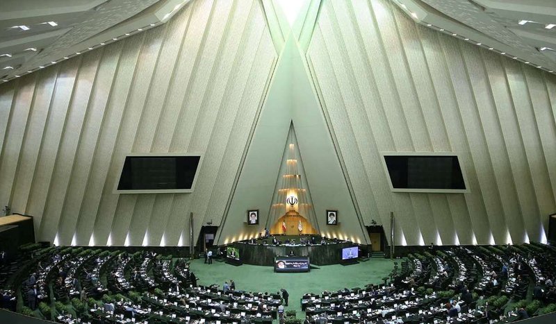 مصوبه مجلس: معافیت مالیاتی هنرمندان ابقاء شد