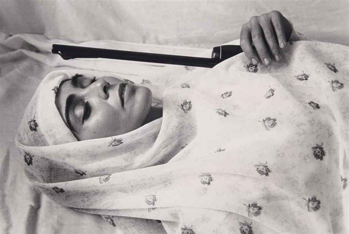 Shirin Neshat, Face to Face with God, 1995