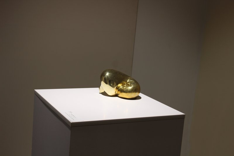 Bronze as an Entertainer, installation view