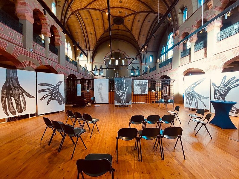 Art Without Borders, Installation view.