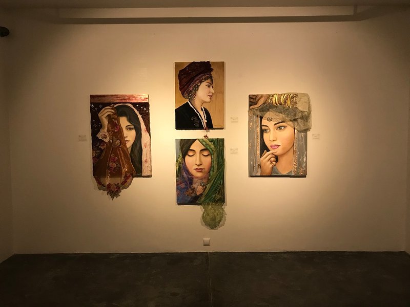 بانوی شرق، نمای چیدمان