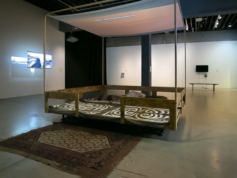 میان سرزمین‌ها، نمای چیدمان