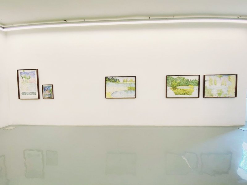 Bygone Glory, installation view