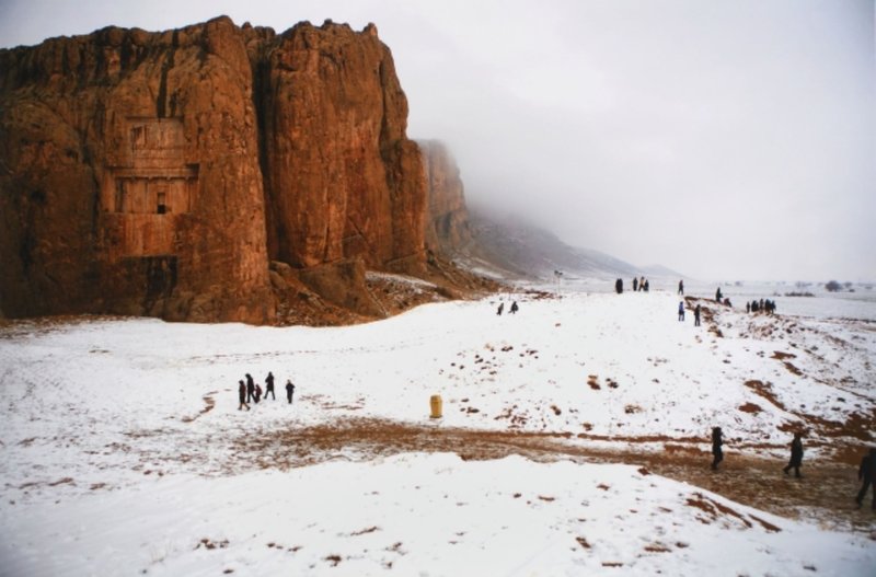 نیوشا توکلیان، نقش رستم در زمستان
