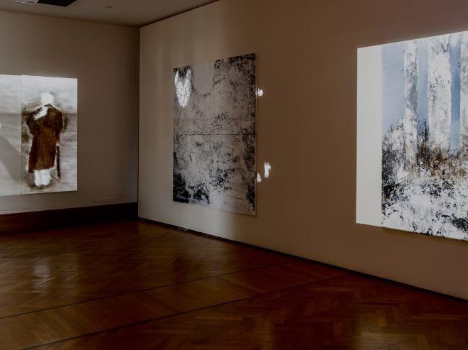 TURANDOT: To the Daughters of the East, installation view