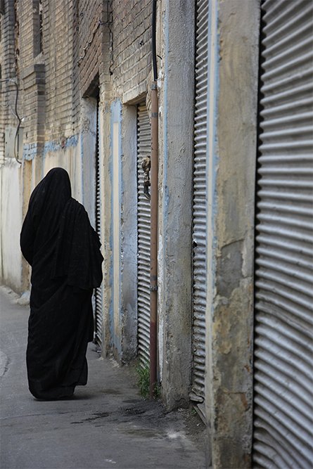 Homa Fathollahi, Poverty, 0
