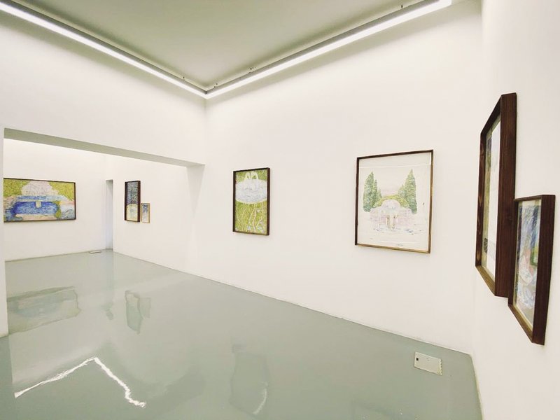 Bygone Glory, installation view