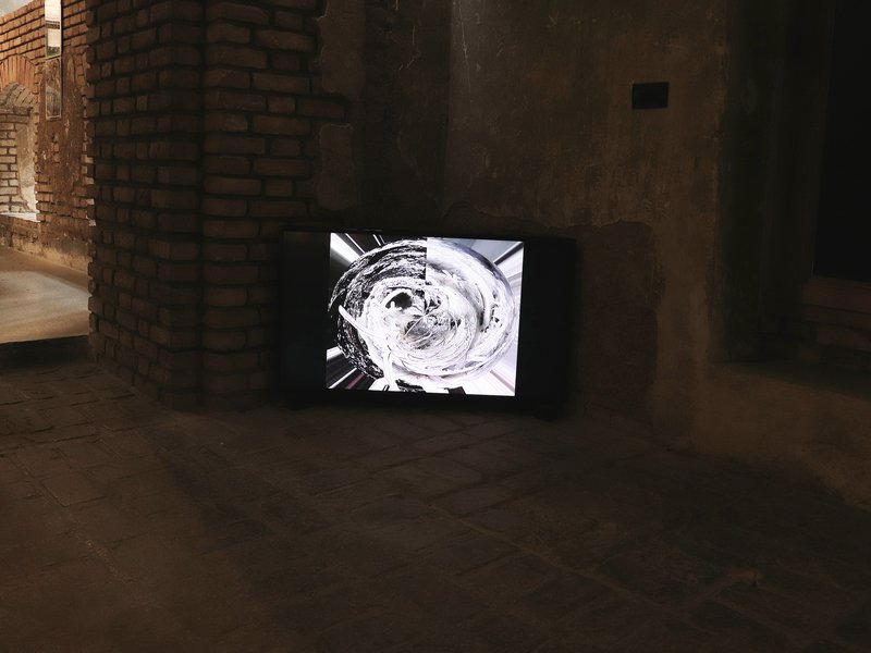I Am Standing in the Middle of the Information Highway and Laughing – –, installation view