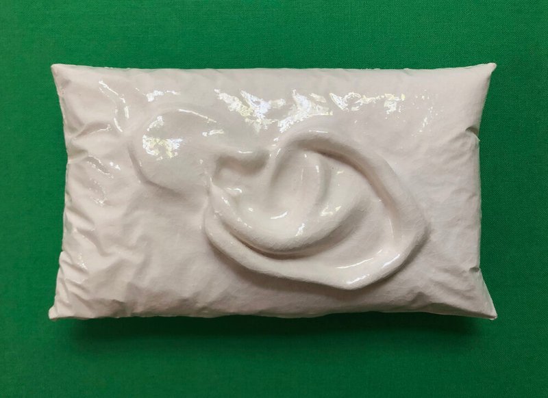 Sareh Imani, Ear pillow, 0