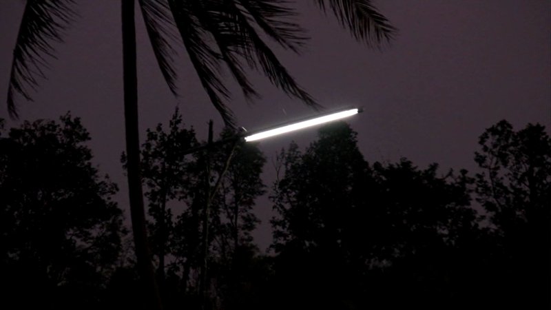 Apichatpong Weerasethakul, Phantoms of Nabua, 2009