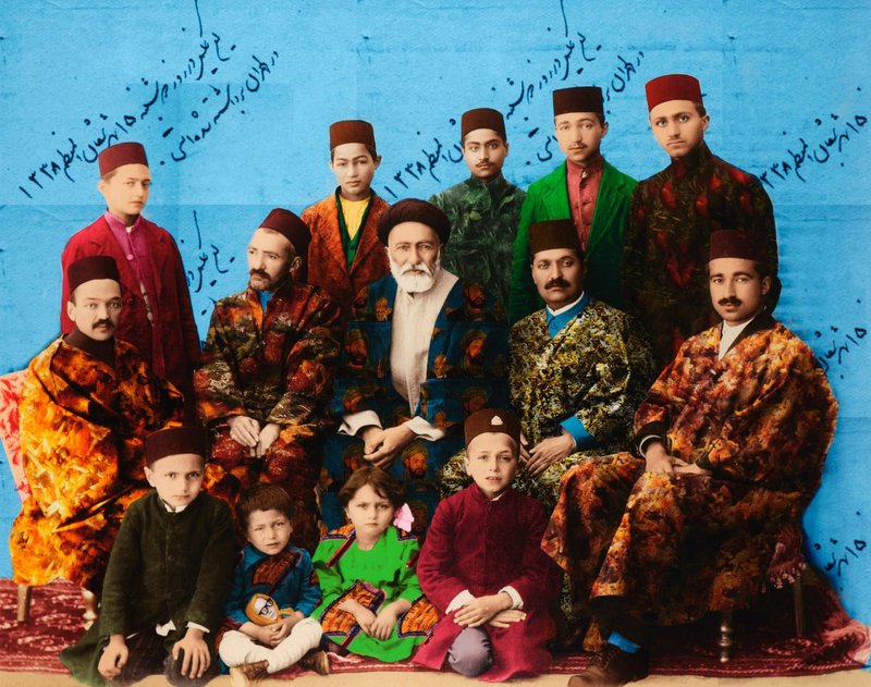 Malekeh Nayiny, My Father and His Family , 1997
