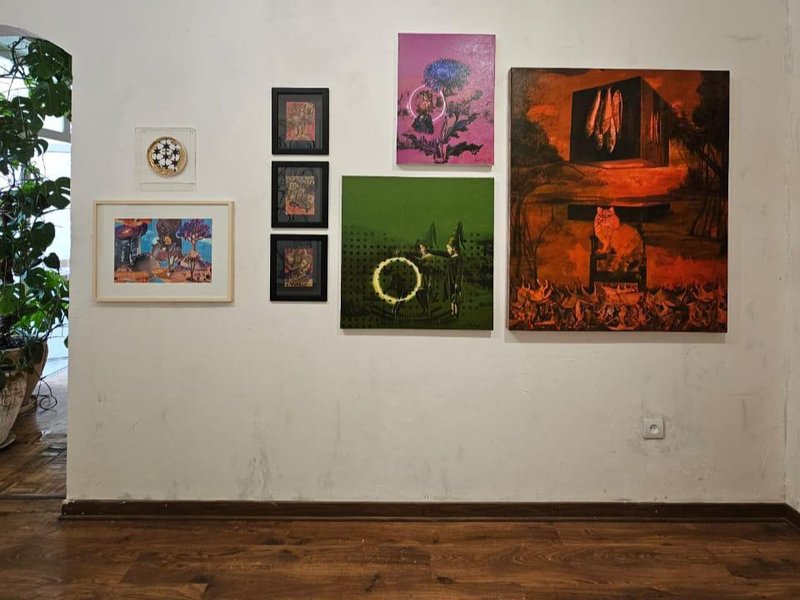 مزایده آثار هنری فضای معاصر آیریس, Installation view.