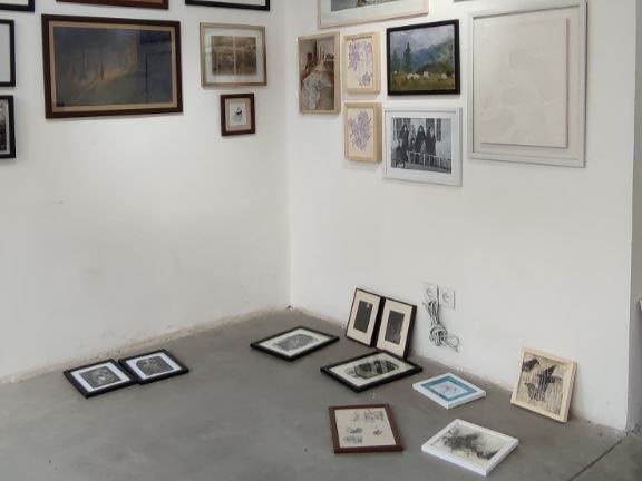 Sale 5, installation view