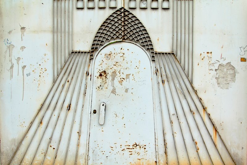 هوفر حقیقی، در، 1394
