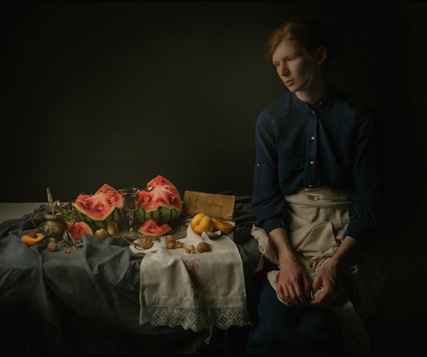 Alisa Sibirskaya, En la cocina, 2021