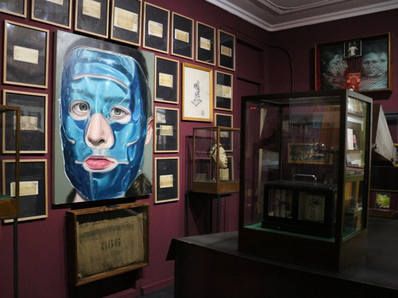 Autoportrait and Archive of Memory, Installation view.
