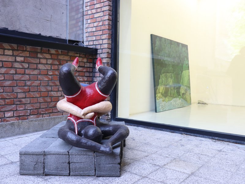 Urgent Action, installation view