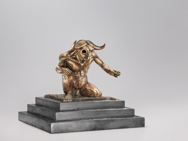 Mojtaba Ramzi, Three Knucklebone, 2025