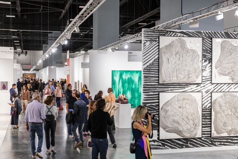 2019 Miami Beach Week: A Cheat Sheet to the Fairs