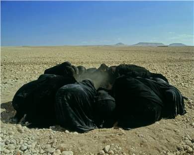 Shirin Neshat, Passage , 2001