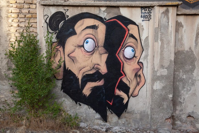بدون عنوان
