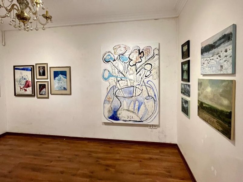 مزایده آثار هنری فضای معاصر آیریس, Installation view.