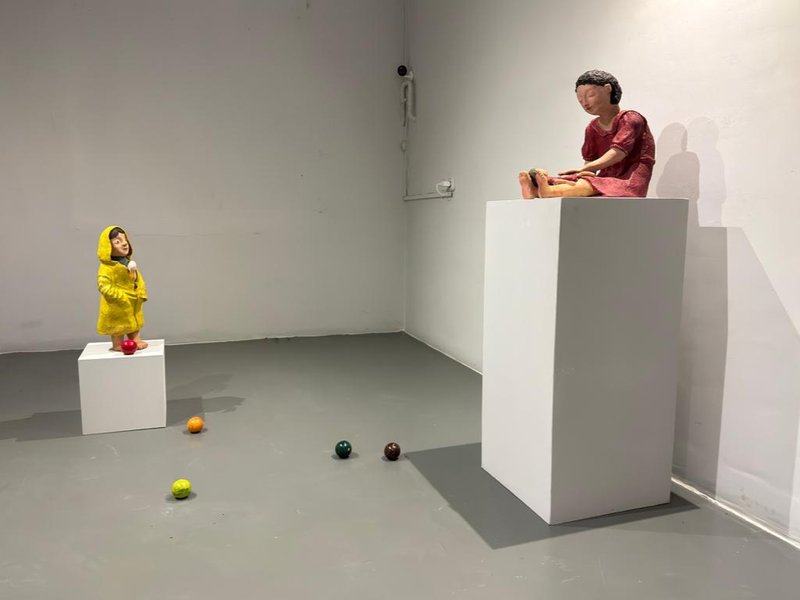 Colored Maze, installation view