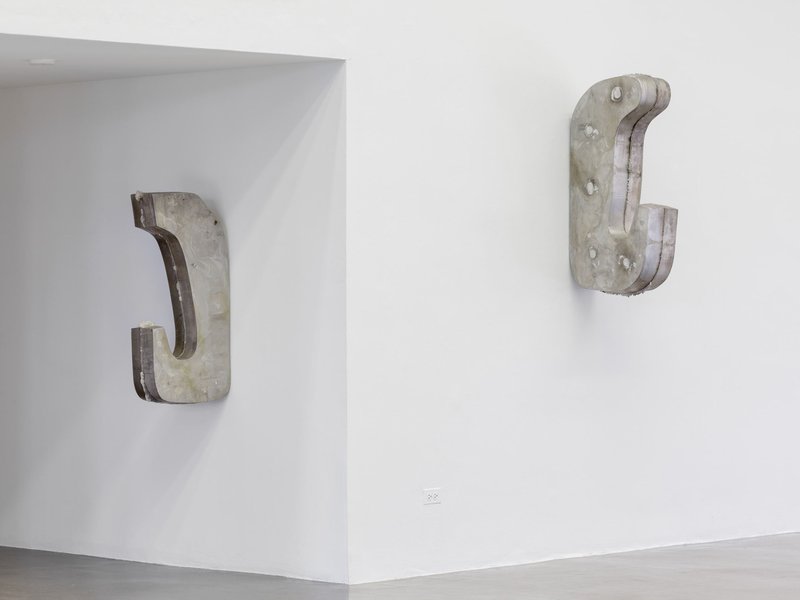 Nairy Baghramian, Mooring(Hanging) , 2016
