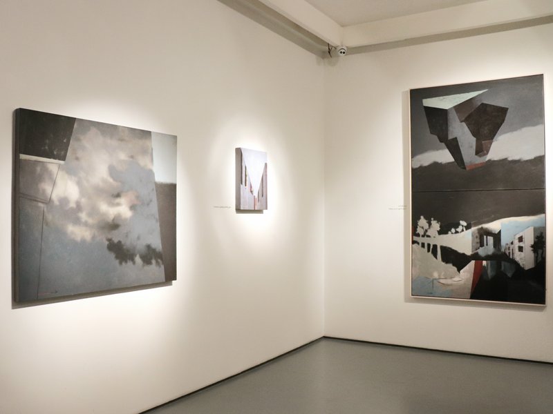 Aras, installation view