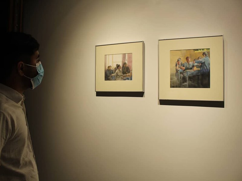 هم چنان دوره می‌کنیم: بخش دوم، نمای چیدمان