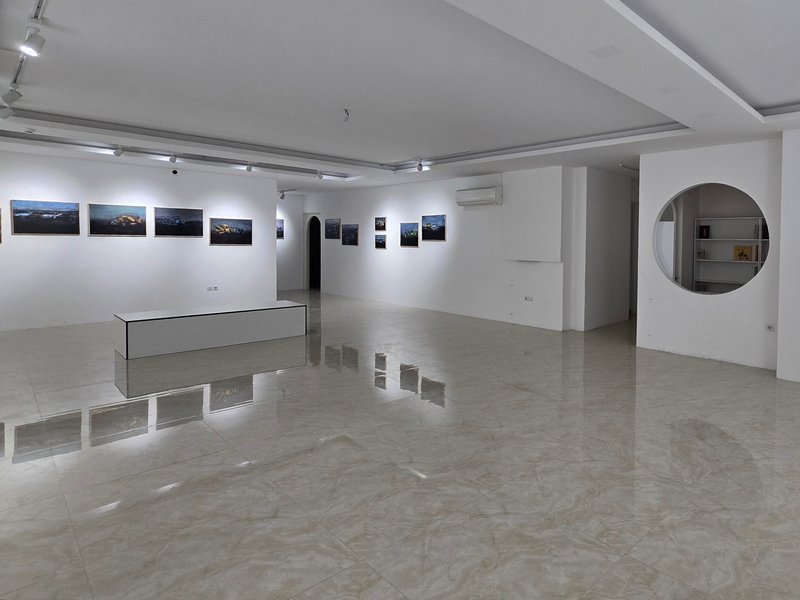 انسان یک ماشین است، نمای چیدمان