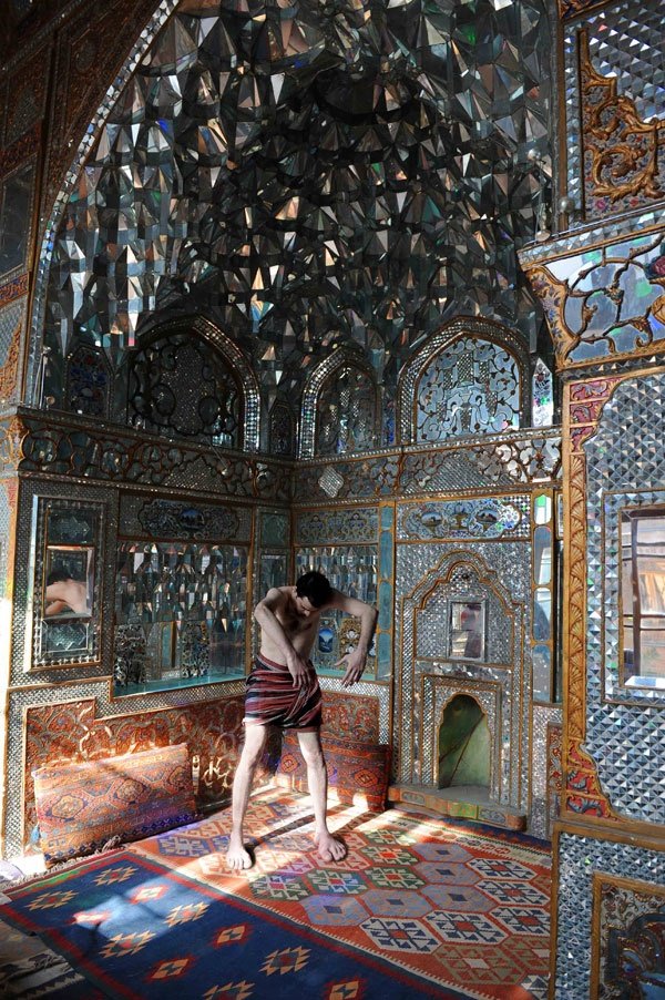 آرمان استپانیان، قدم زدن جیاکومتی در کاخ قاجار، 1389