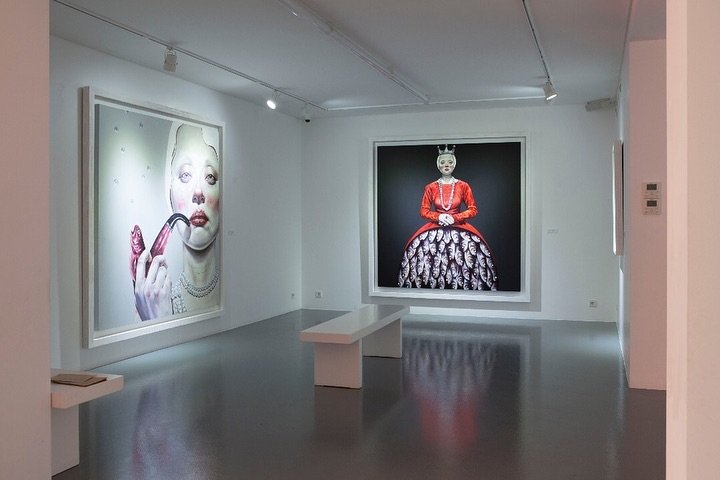 Stornger, installation view