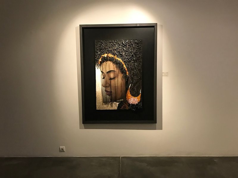 بانوی شرق، نمای چیدمان