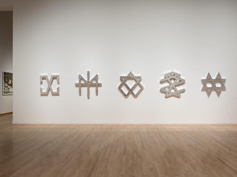 Mot Collection: Eye to Eye, Installation view.