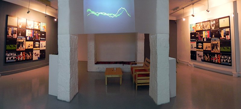 I Love Zapping the TV Channels, installation view