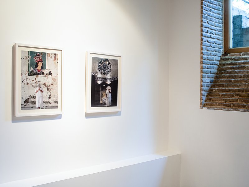 The Shadow Dosen't Hide The Light, installation view