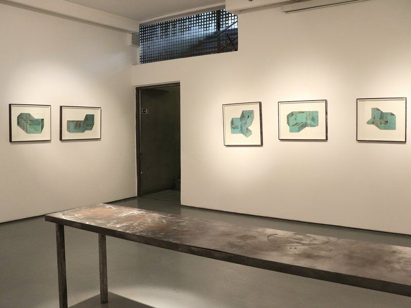 حصار مینا، نمای چیدمان