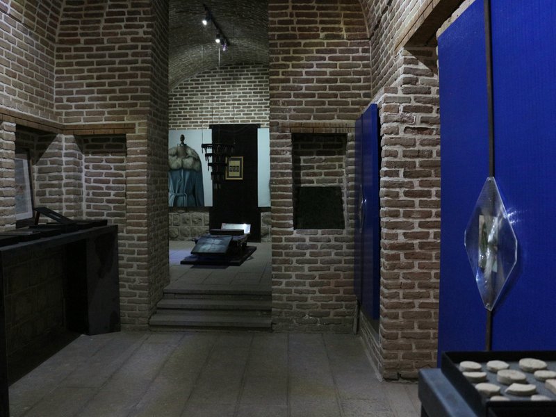 تبریز _ جهان موازی، نمای چیدمان.
