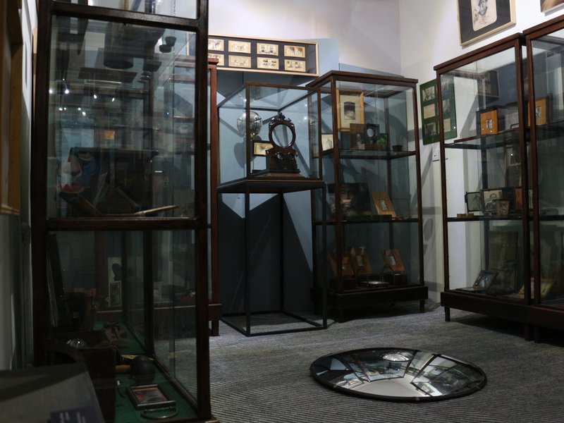 Autoportrait and Archive of Memory, Installation view.