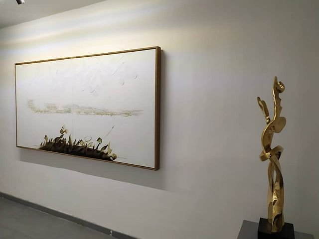 منتخب ۴، نمای چیدمان