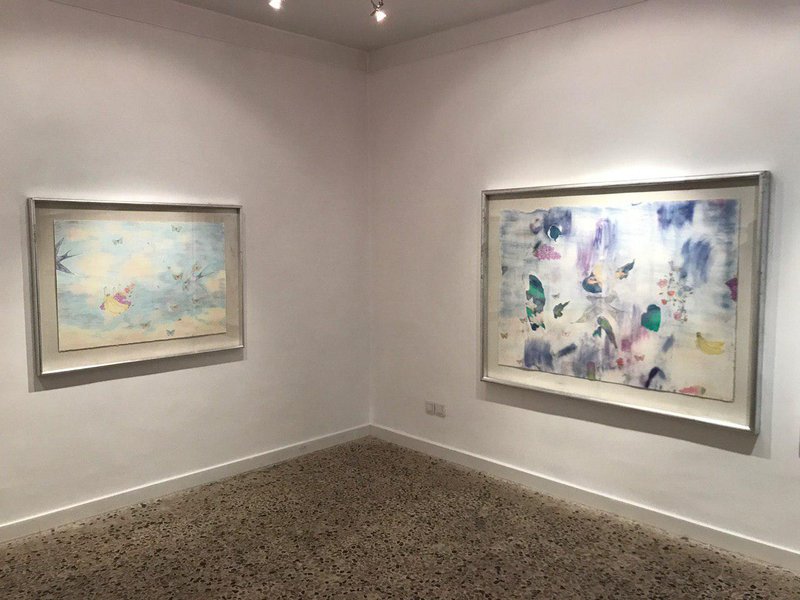 Lie, Lay, Lure, installation view