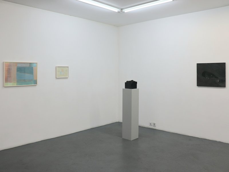 Solos, installation view