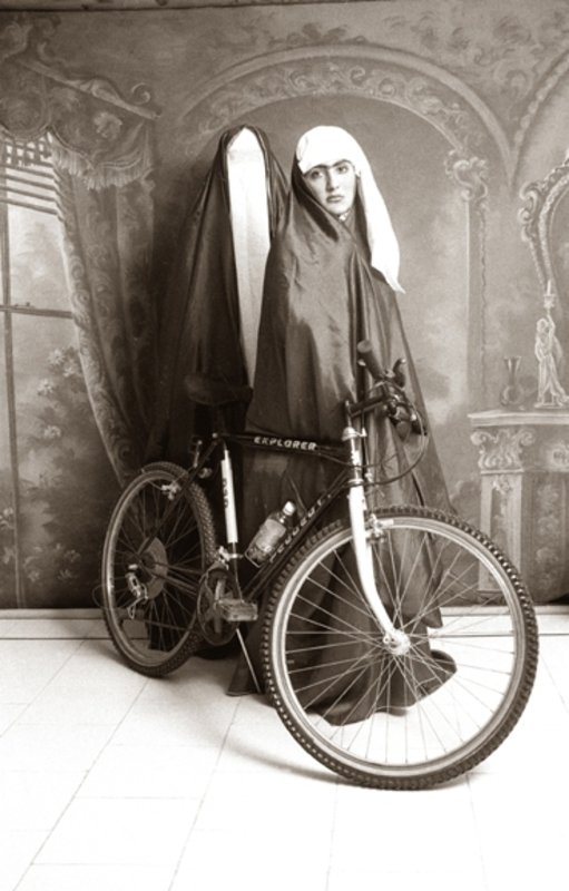 Shadi Ghadirian, Untitled, 2001